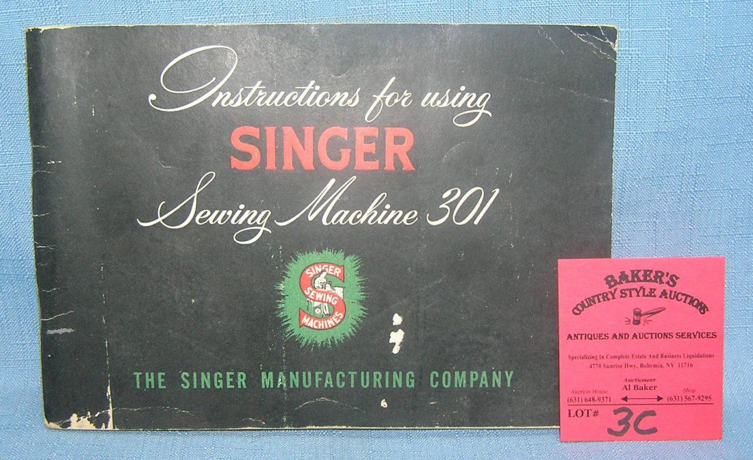 Antique Singer sewing machine booklet: Antique Singer sewing machine booklet dated 1953 est. value $30.00-$35.00