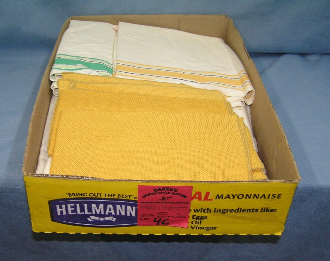 Box of vintage linens: Box of vintage linens est. value $50.00-$75.00