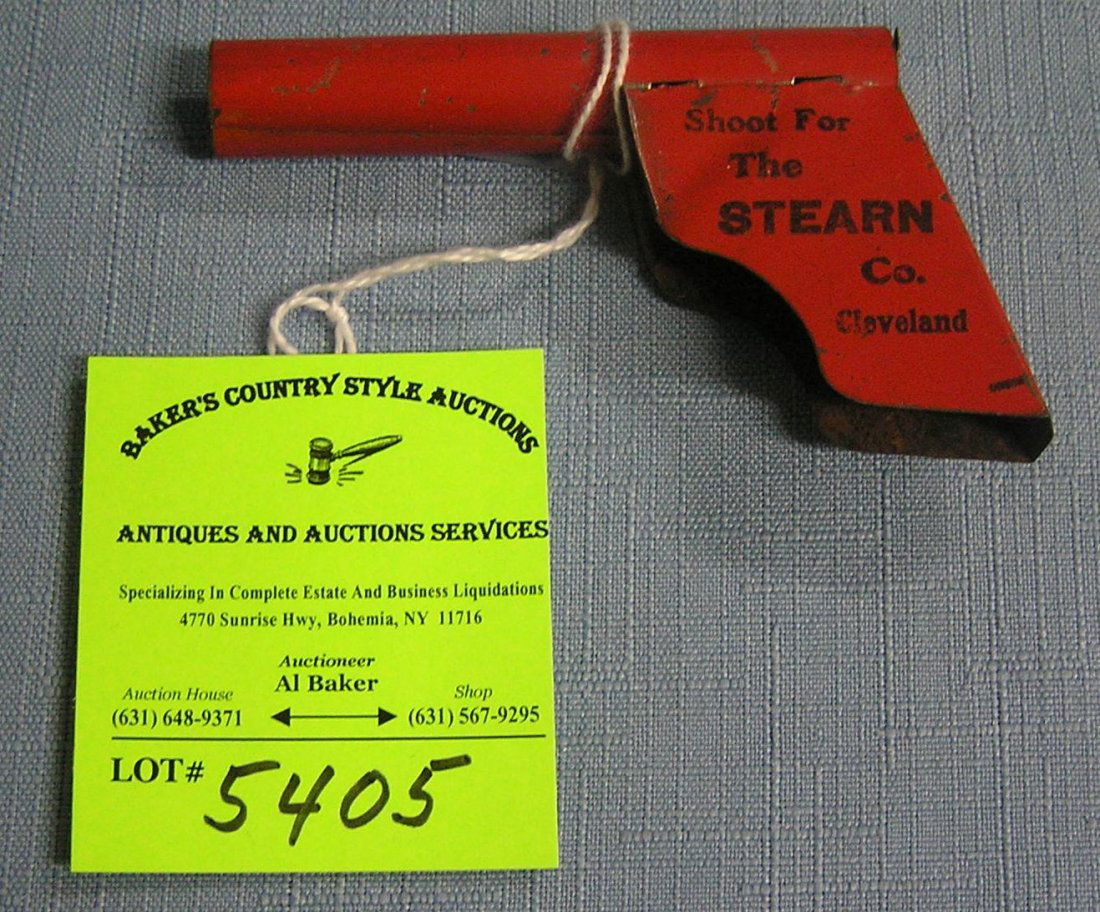 Vintage all tin gun: Vintage all tin gun $30.00-$35.00