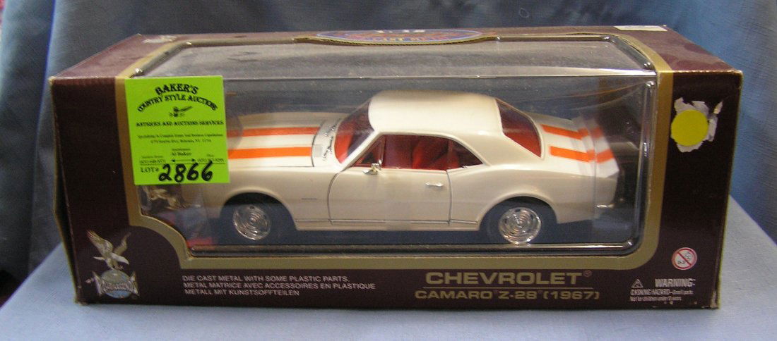 Chevy Camero Z American muscle car: Vintage 1967 Chevy Camero Z28 all cast metal American muscle car mint in original box est. value $75.00-$100.00
