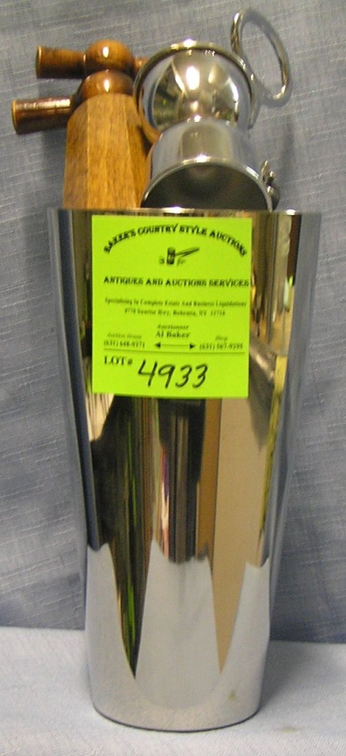 Vintage Bar top drink mixing kit: Vintage Bar top drink mixing kit $40.00-$50.00