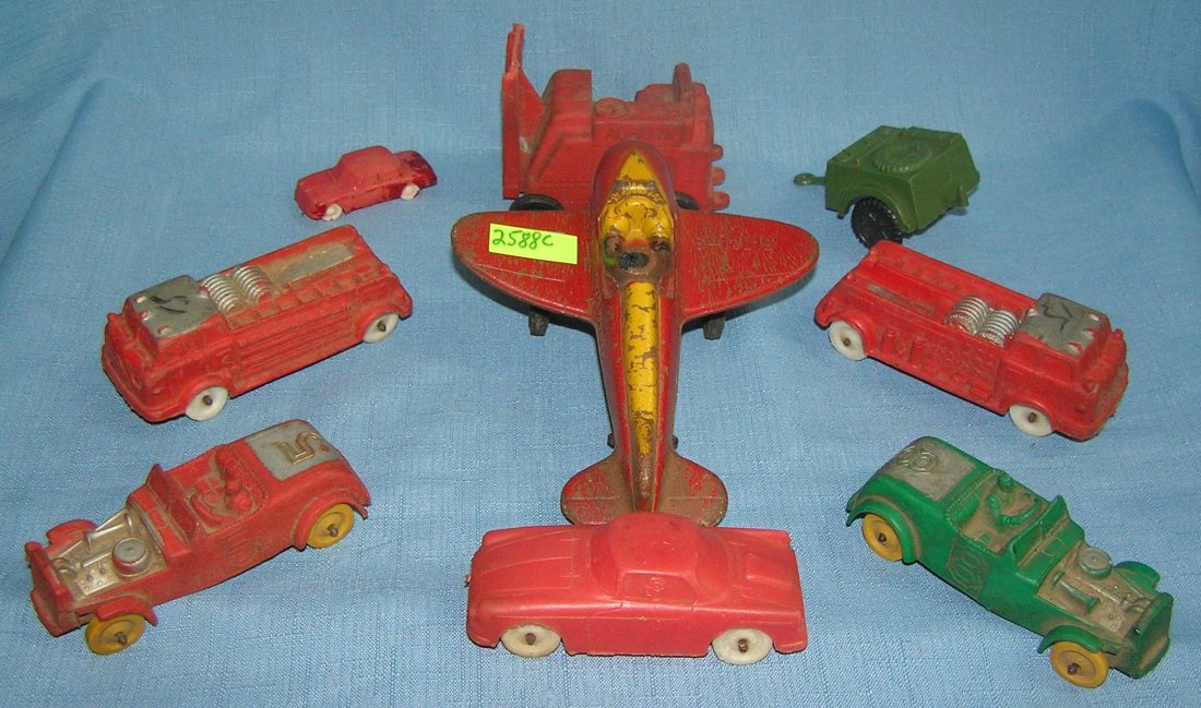 Group of vintage and antique rubber toys: Group of vintage and antique rubber toys est. value $75.00-$100.00