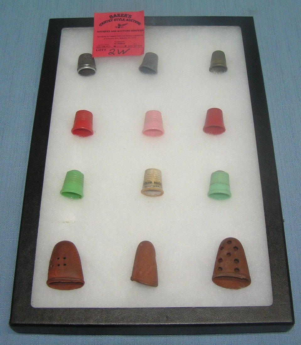 Collection of early thimbles: Collection of early thimbles est. value $40.00-$50.00