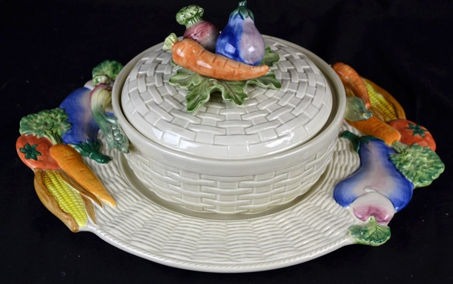 Fitz & Floyd Casserole Dish & Platter Fitz & Floyd: Fitz & Floyd Casserole Dish & Platter Fitz & Floyd Casserole Dish & Platter