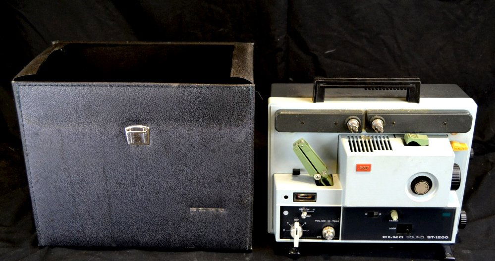 Vintage ELMO ST-1200 Projector: Vintage ELMO ST-1200 Projector