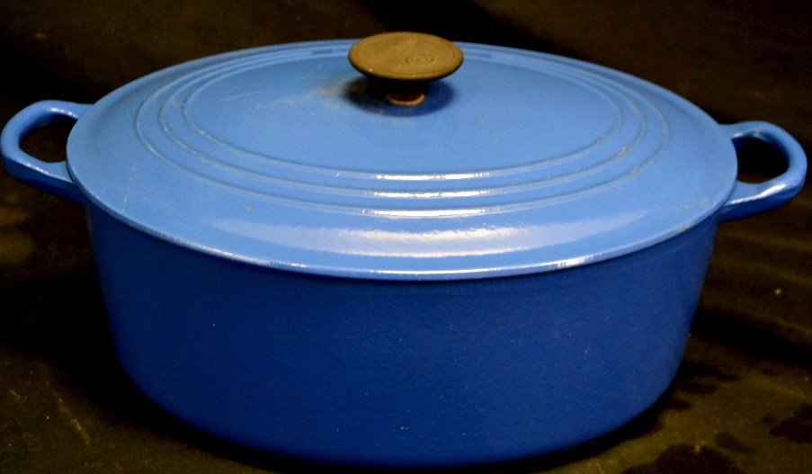 Le Creuset Cast Iron Dutch Oven Pot 31 Blue: Measures 15" Wide x 6" Tall. Looks to be in Great condition.