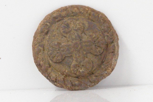 Civil War Dug Relics - Rosette with "Maryland Cross": Civil War Dug Relics - Rosette with "Maryland Cross" Type Design - Lead filled back 1-1/2" Dia Good Condition
