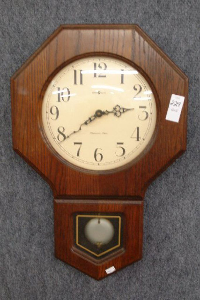 Howard-Miller Wall Clock model 612-709: Howard-Miller Wall Clock model 612-709 20" long