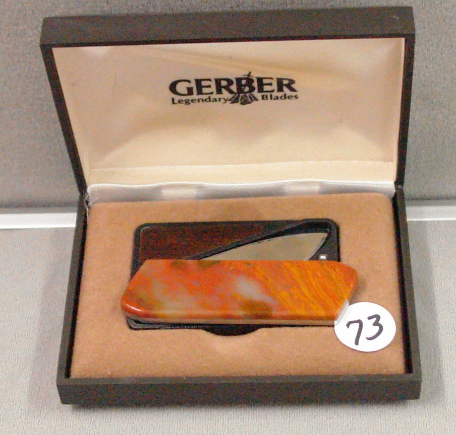 Gerber Belt Buckle Knife in Original Box: Gerber Belt Buckle Knife in Original Box