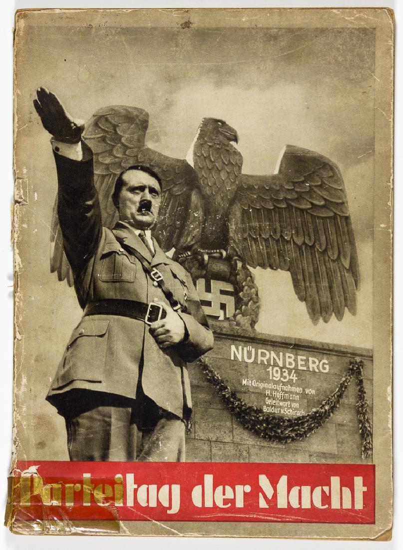HEINRICH HOFFMAN PHOTO BOOK - "PARTY DAYS OF POWER": HEINRICH HOFFMAN PHOTO BOOK - "PARTY DAYS OF POWER" Rare photo books released by Heinrich Hoffman, Adolf Hitler's official photographer, "Parteitag der Macht" ("Party Day of Power"), [Berlin: "Zeitges