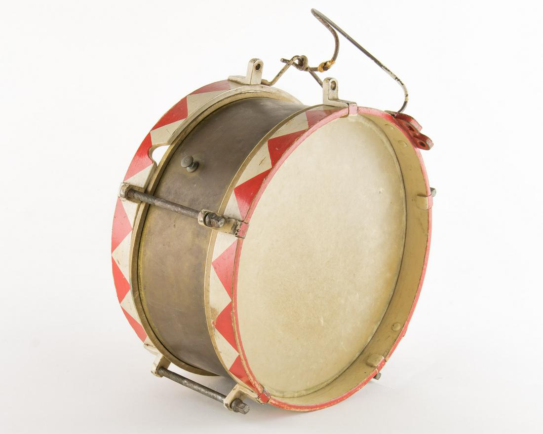 HITLER YOUTH DRUM: Fine condition Hitler Youth drum with sticks 10.5" diameter and 6" tall complete with all fittings and original skins still unbroken and tight. The red and white diamond-shaped paint remains