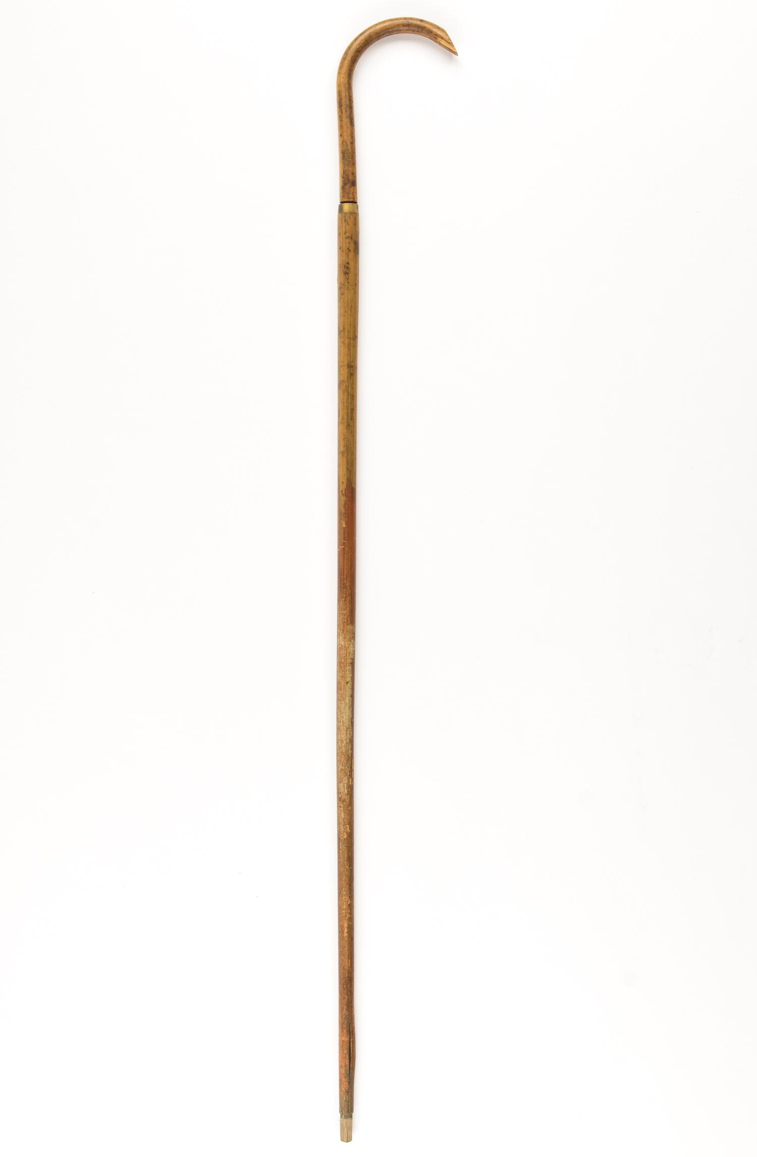 GEN. CLARENCE R. HUEBNER'S SWORD CANE: FROM THE ESTATE OF GEN. CLARENCE R. HUEBNER, COMMANDER OF THE 1ST INFANTRY DIVISION IN THE FIRST WAVE AT OMAHA BEACH Great sword cane belonging to Major General Clarence R. Huebner, 36.5 in. overall l