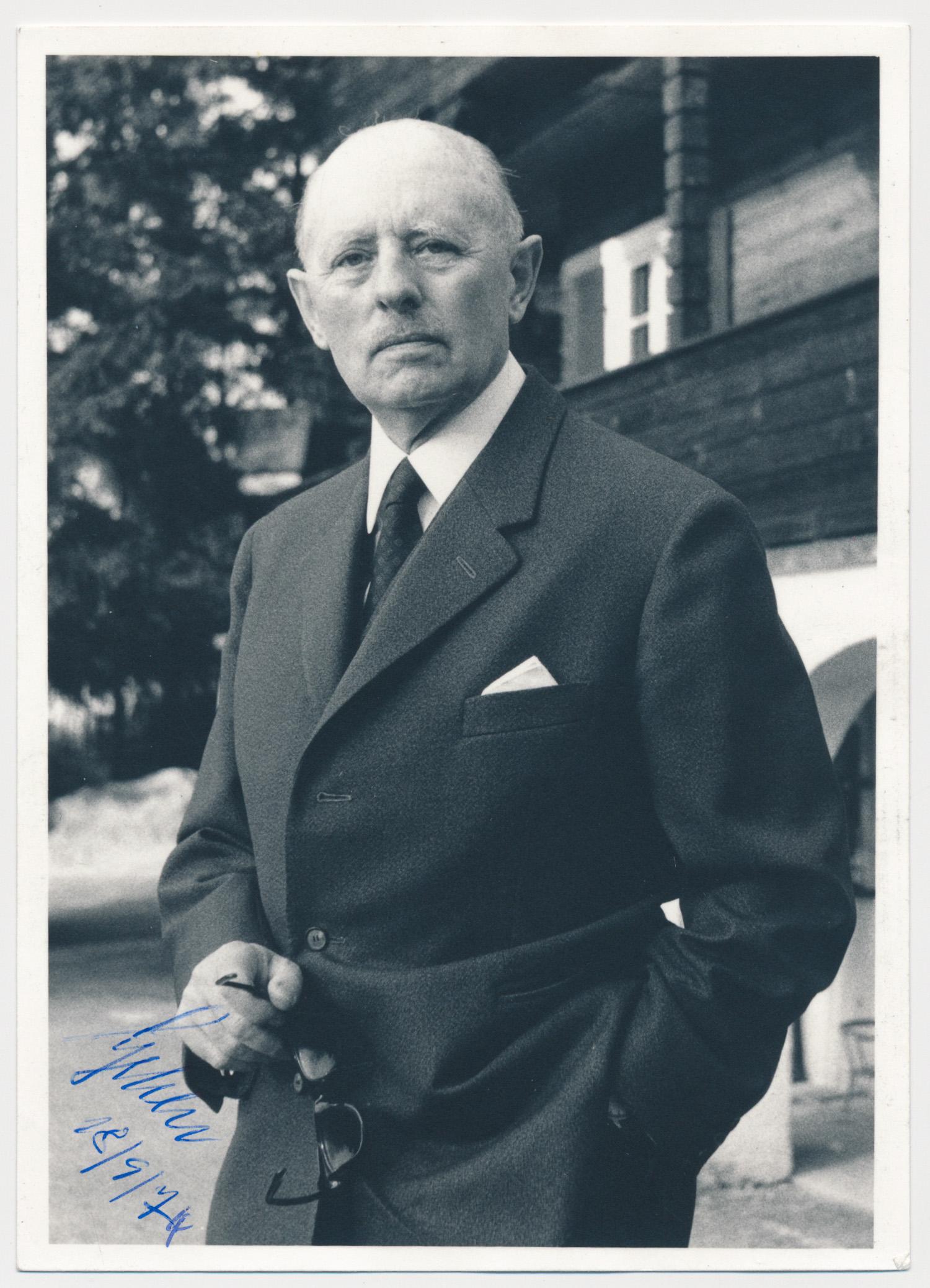 REINHARD GEHLEN: (1902 - 1979) German general, served as chief of intelligence-gathering on the Eastern Front. Gehlen was heavily involved in the July 20 plot, but was never exposed. S.P., 4 x 6 in. b/w, a post-war im