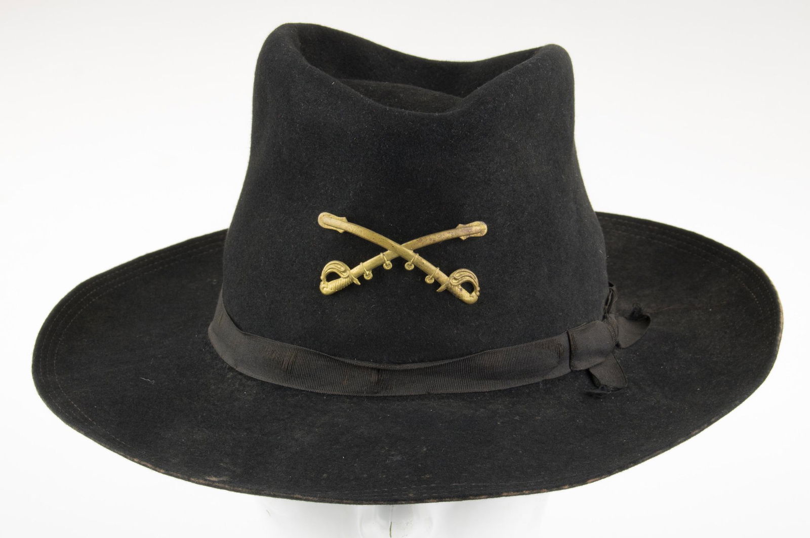 SECOND U.S. CAVALRY OFFICER'S SLOUCH HAT, CA. 1880: An incredibly rare U.S. Cavalry officer's slouch hat, stemming from the Second U.S. Cavalry, which was organized in 1836 during the Seminole War and served throughout the Mexican War, the Civil War an