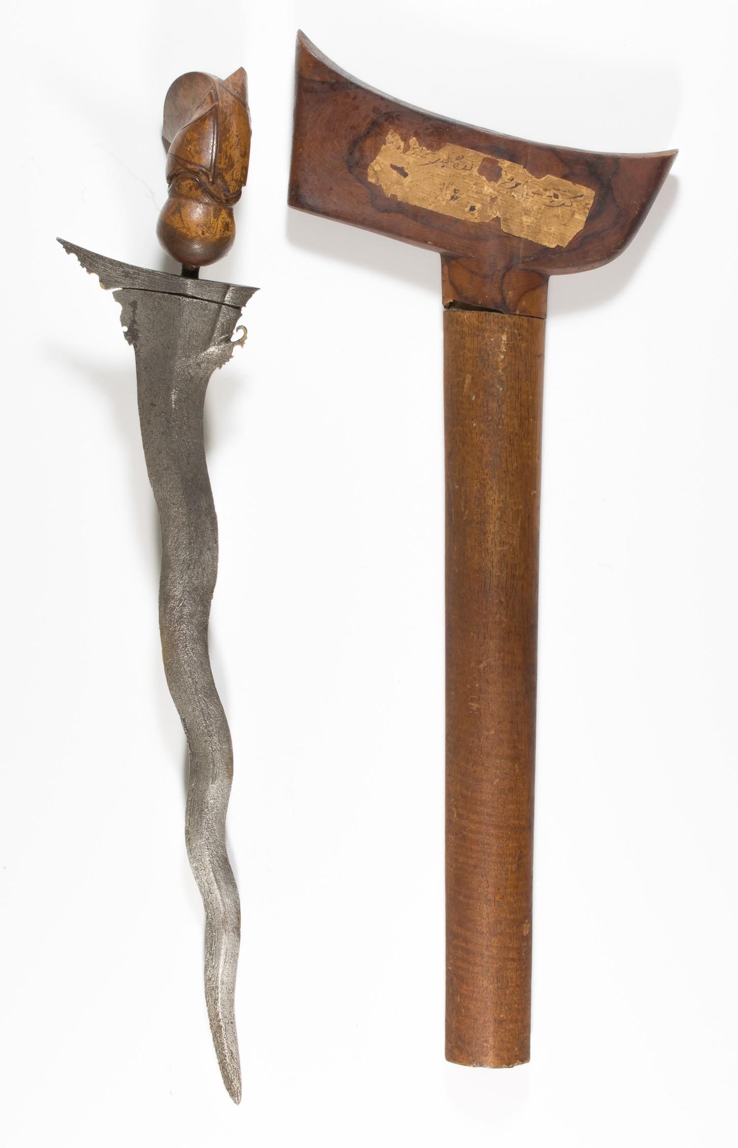 ASIAN DAMASCUS STEEL DAGGER (1 of 3)