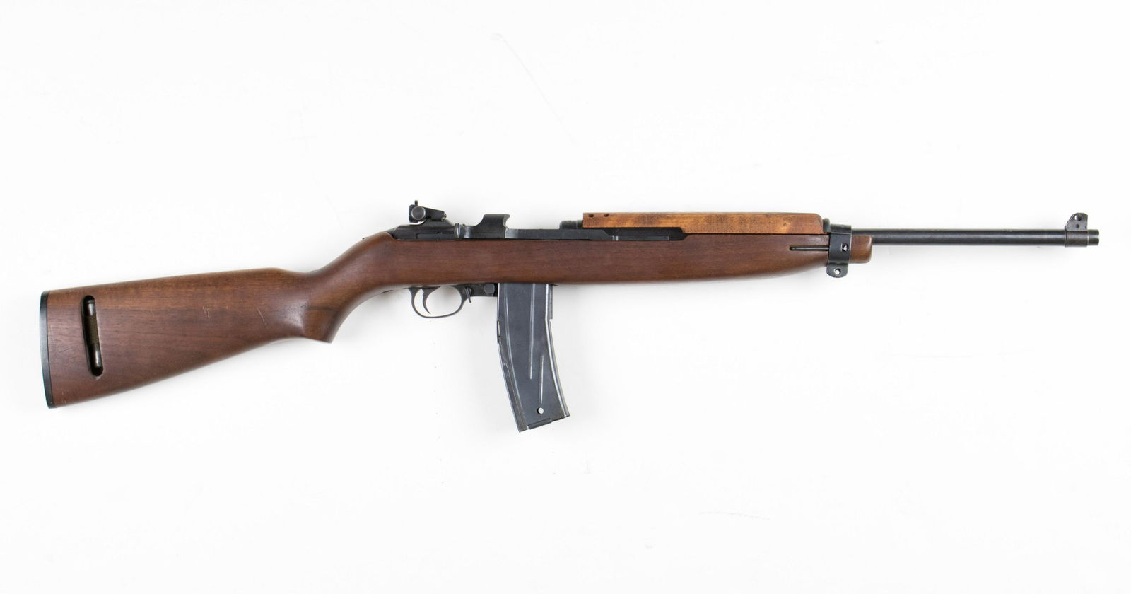 M1 CARBINE RIFLE: Vietnam War era example of the M1 carbine .30 cal. semi-automatic rifle, 18 in. barrel, 35 in. overall, manufactured by Plainfield Machine in Dunellen, New Jersey, circa 1962-65, serial no. 27156, ori