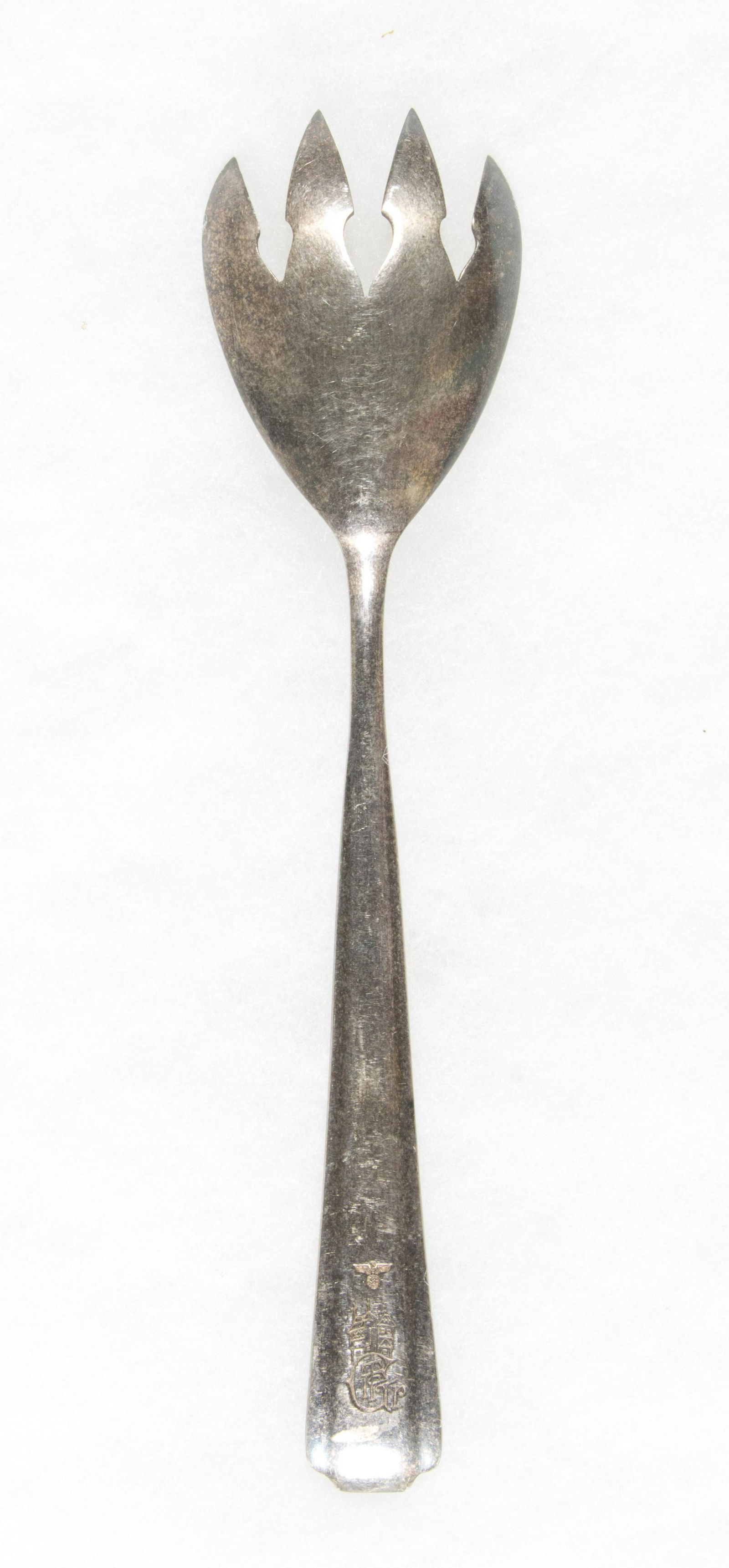 GRAFENWOEHR TRAINING AREA SALAD SERVING FORK: Rare salad serving fork from the Grafenworhr Training Area in Bavaria, near Nuremberg. The center was opened in 1907 and expanded under the Nazis to 90 sq. miles, then served as the largest American t