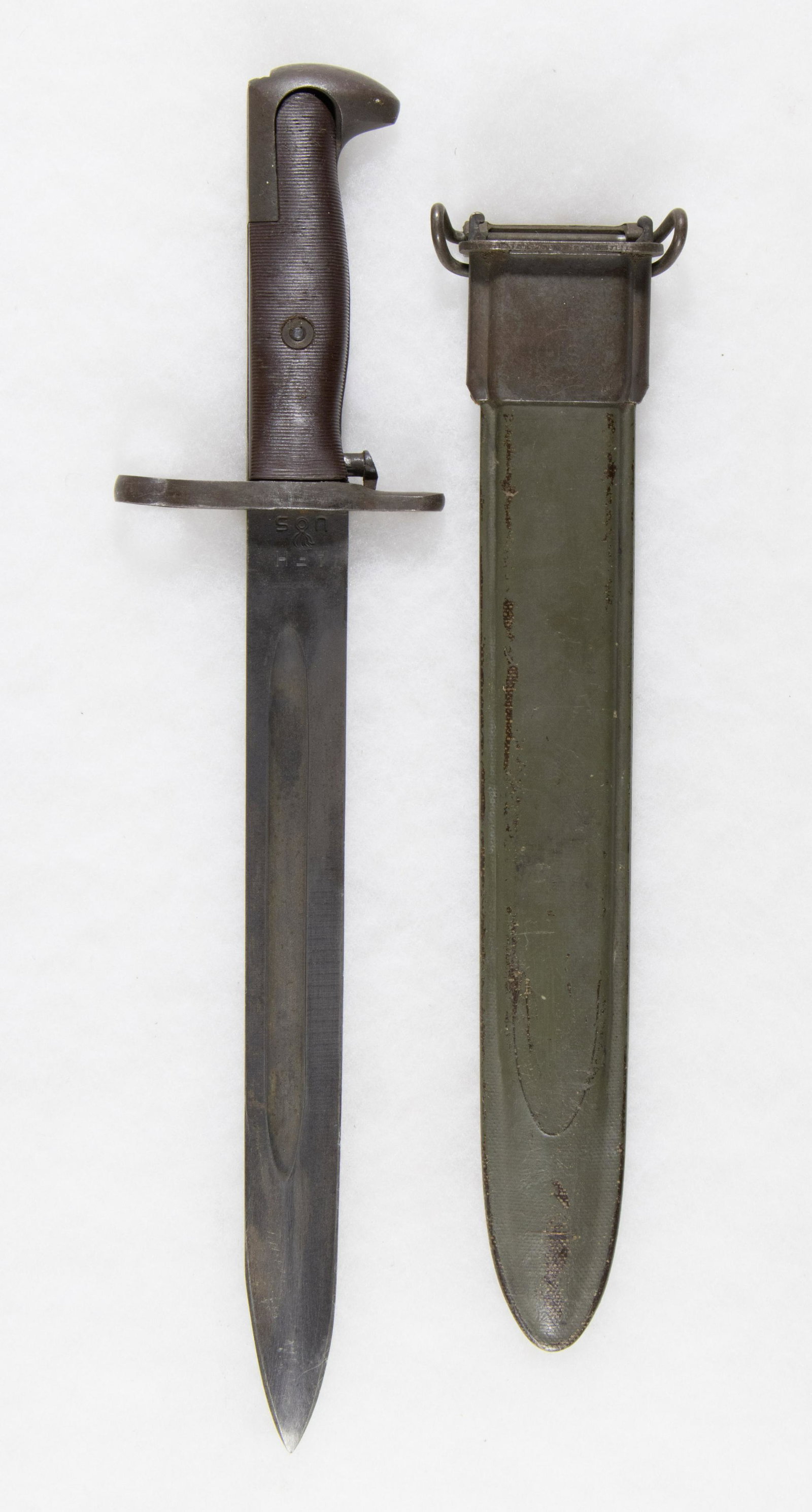 M1 GARAND BAYONET WITH SCABBARD (1 of 4)