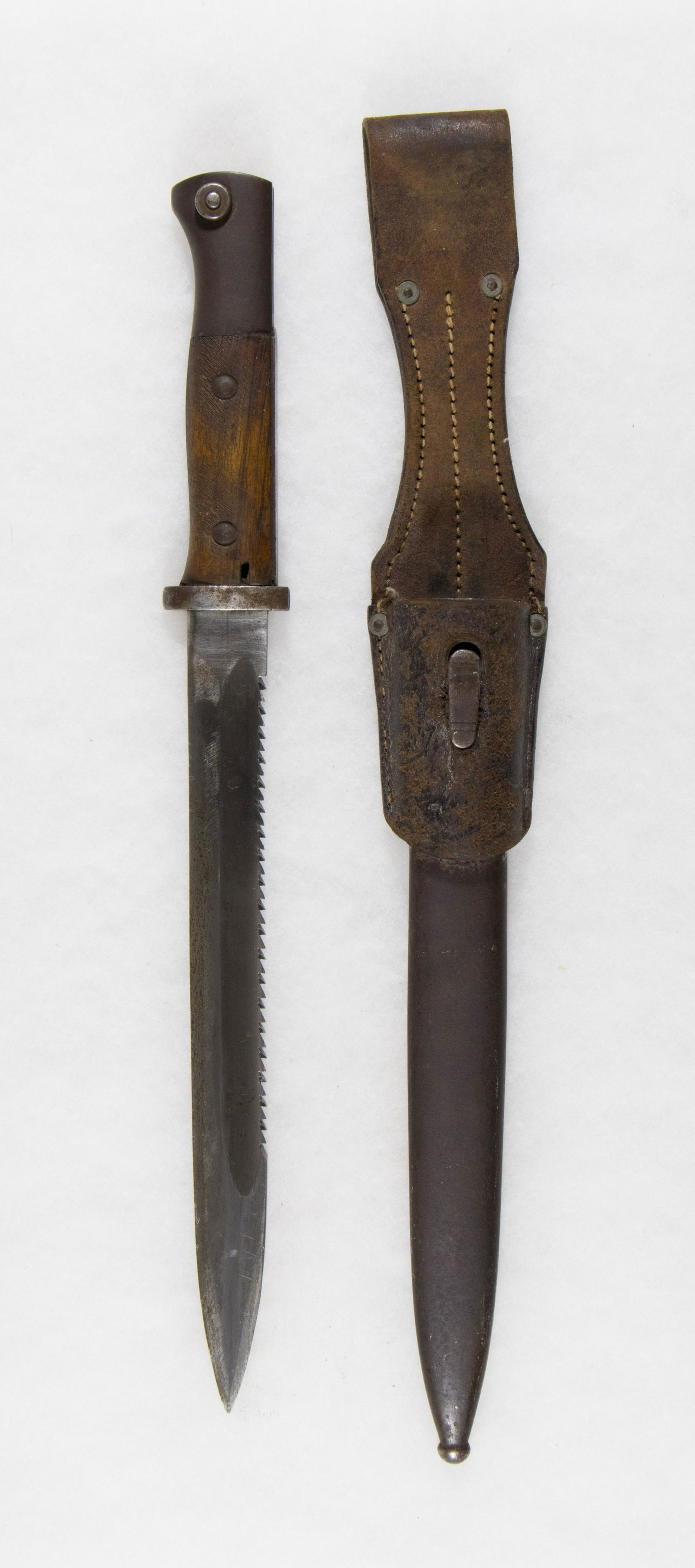 MAUSER K-98 SAWBACK BAYONET (1 of 4)
