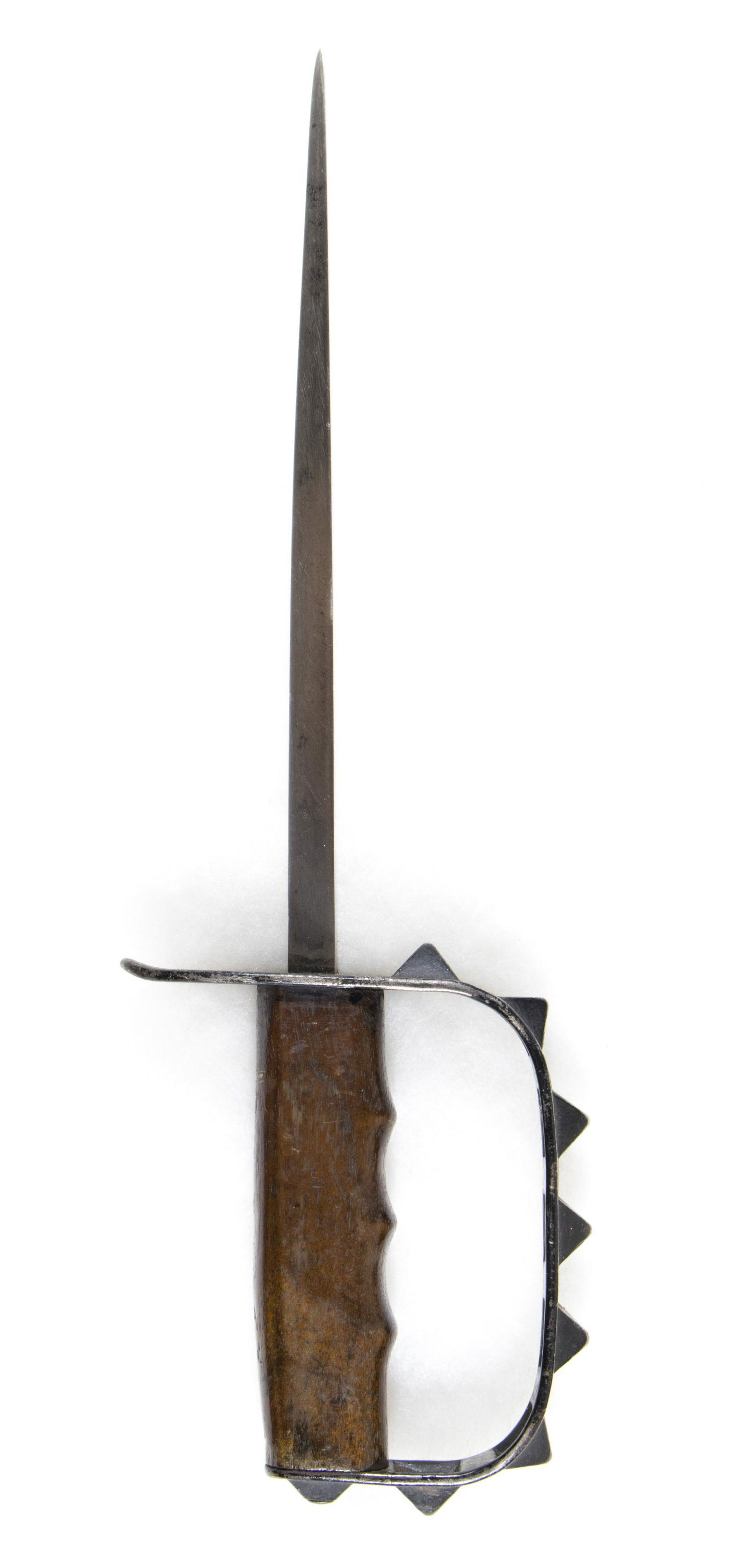 MODEL 1917 LF&C TRENCH KNIFE (1 of 3)