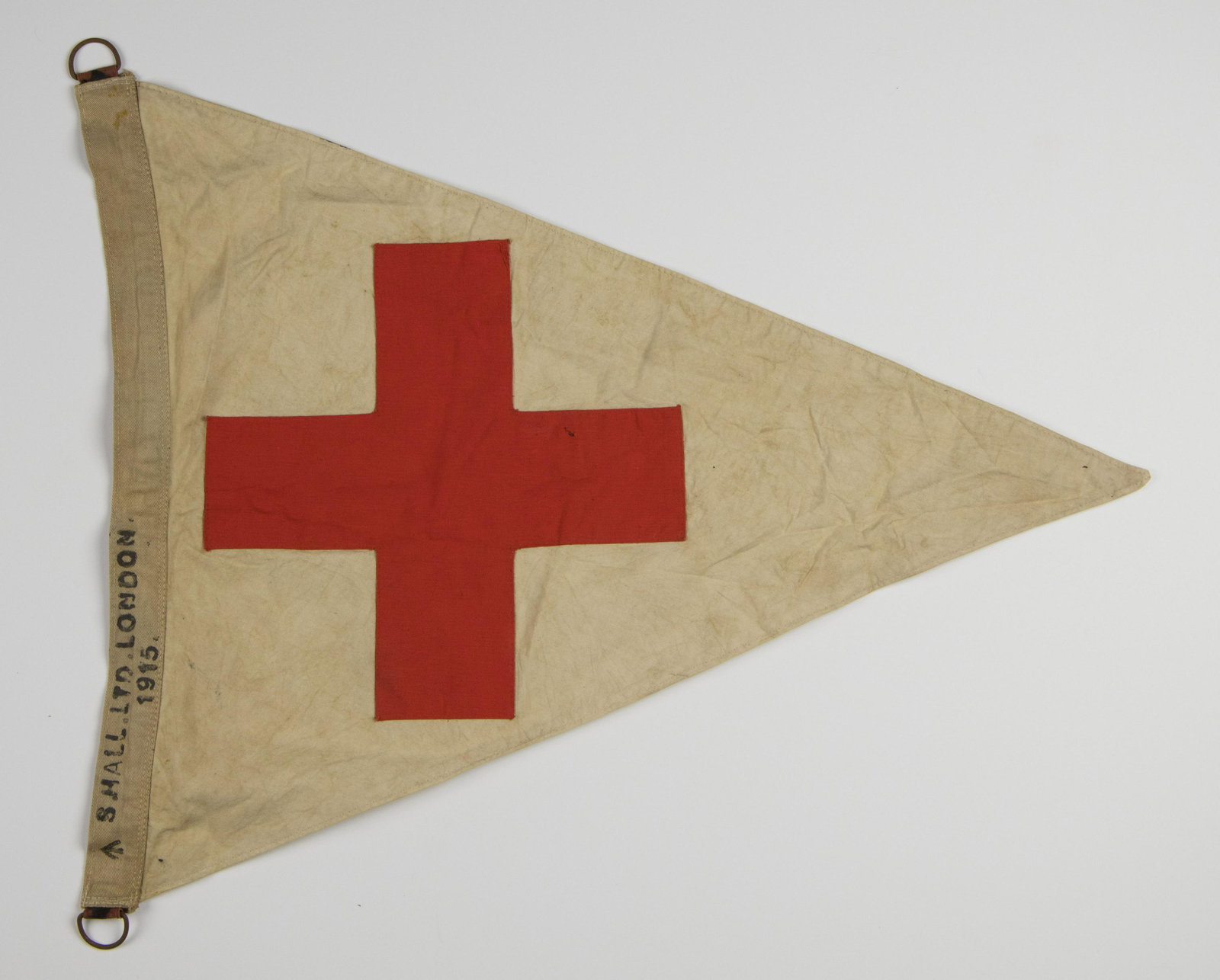 BRITISH WORLD WAR I RED CROSS PENNANT (1 of 3)