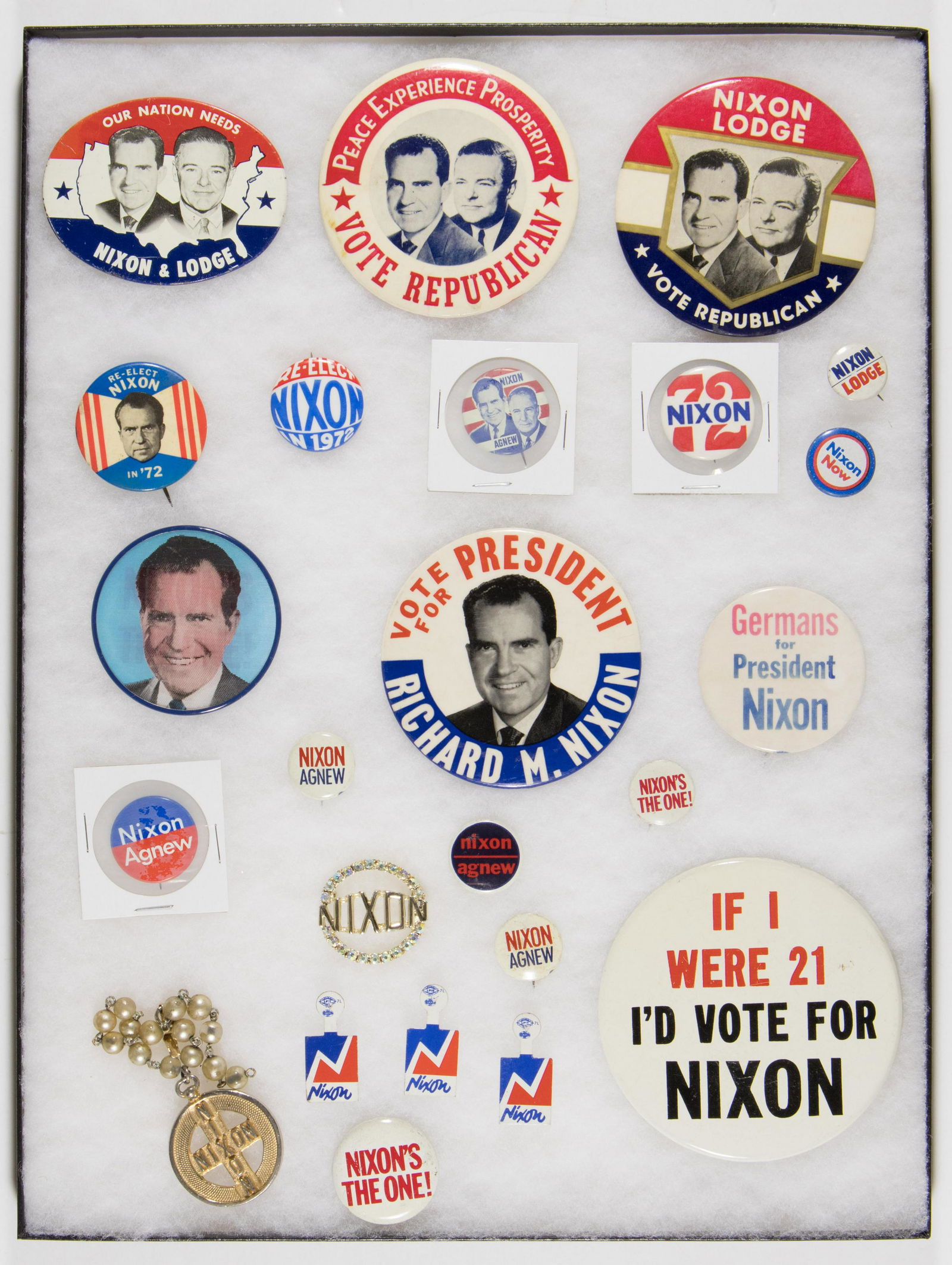 PRESIDENTIAL POLITICAL MEMORABILIA (1 of 3)