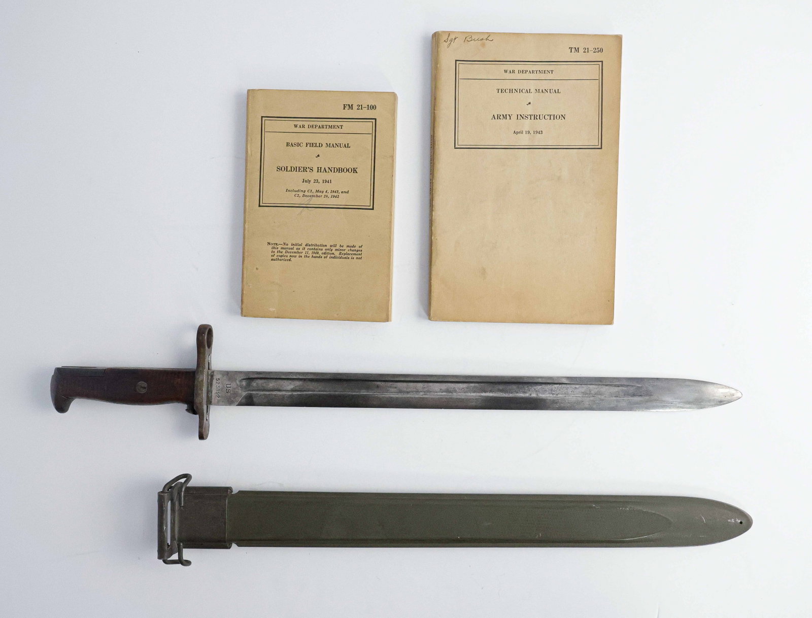 UNITED STATES NAVY MARK I TRAINING BAYONET: United States Navy Mark I training bayonet, 16 in. blade and 20.5 in. overall. The blade is well marked ‘S A 1918’, with the ordnance emblem at the ricasso, and ‘US 523892’ on 