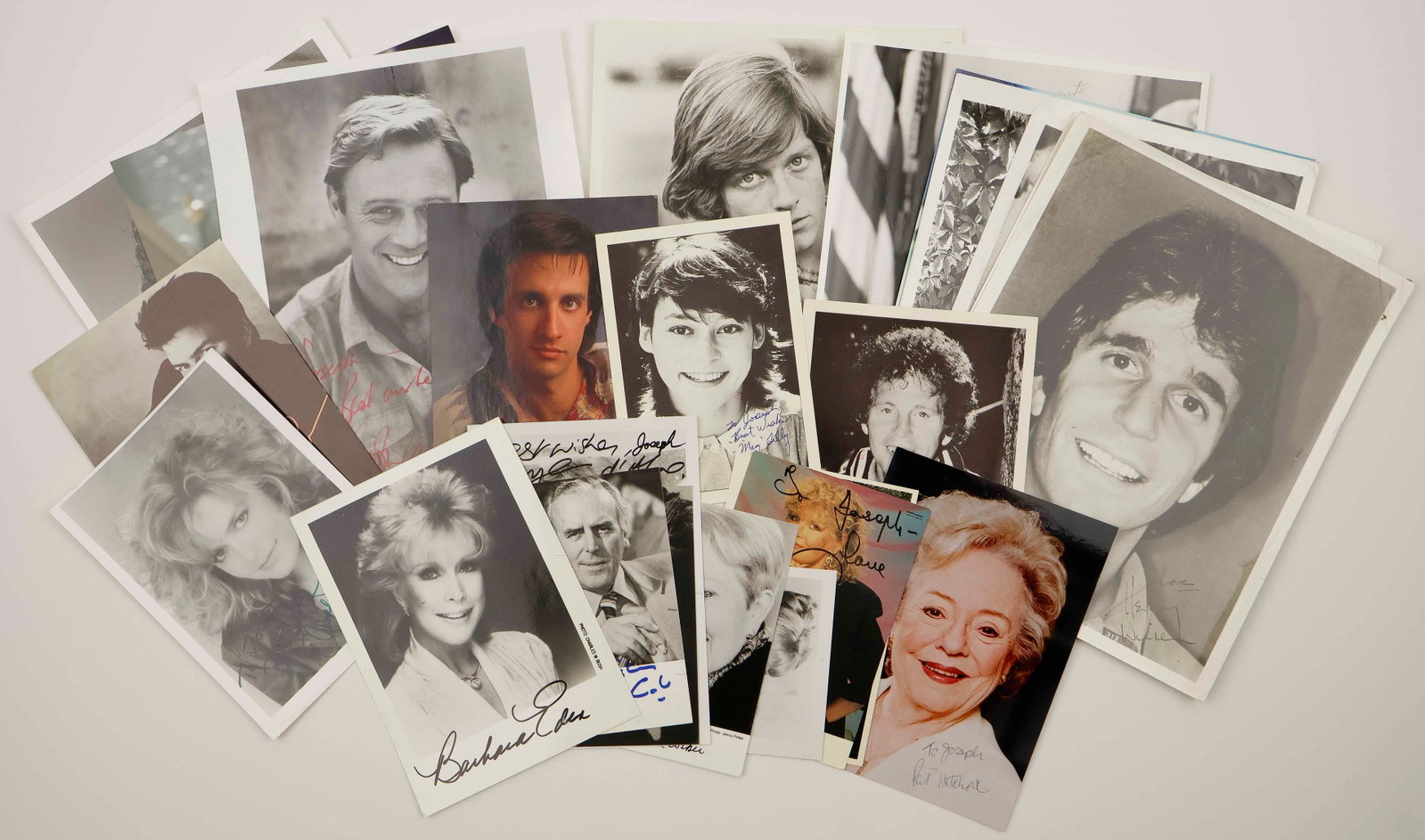 ACTORS (24): A lot of 24 S.P.s of actors, in various sizes and formats, includes: CHARLES STARRETT, ELISABETH SHUE, LEA BRODIE, FRANCES WELTER, KEISHA CASTLE-HUGHES, JUNE ANGELA, HENRY WINKLER, MEG TILLY, BOBBY VI