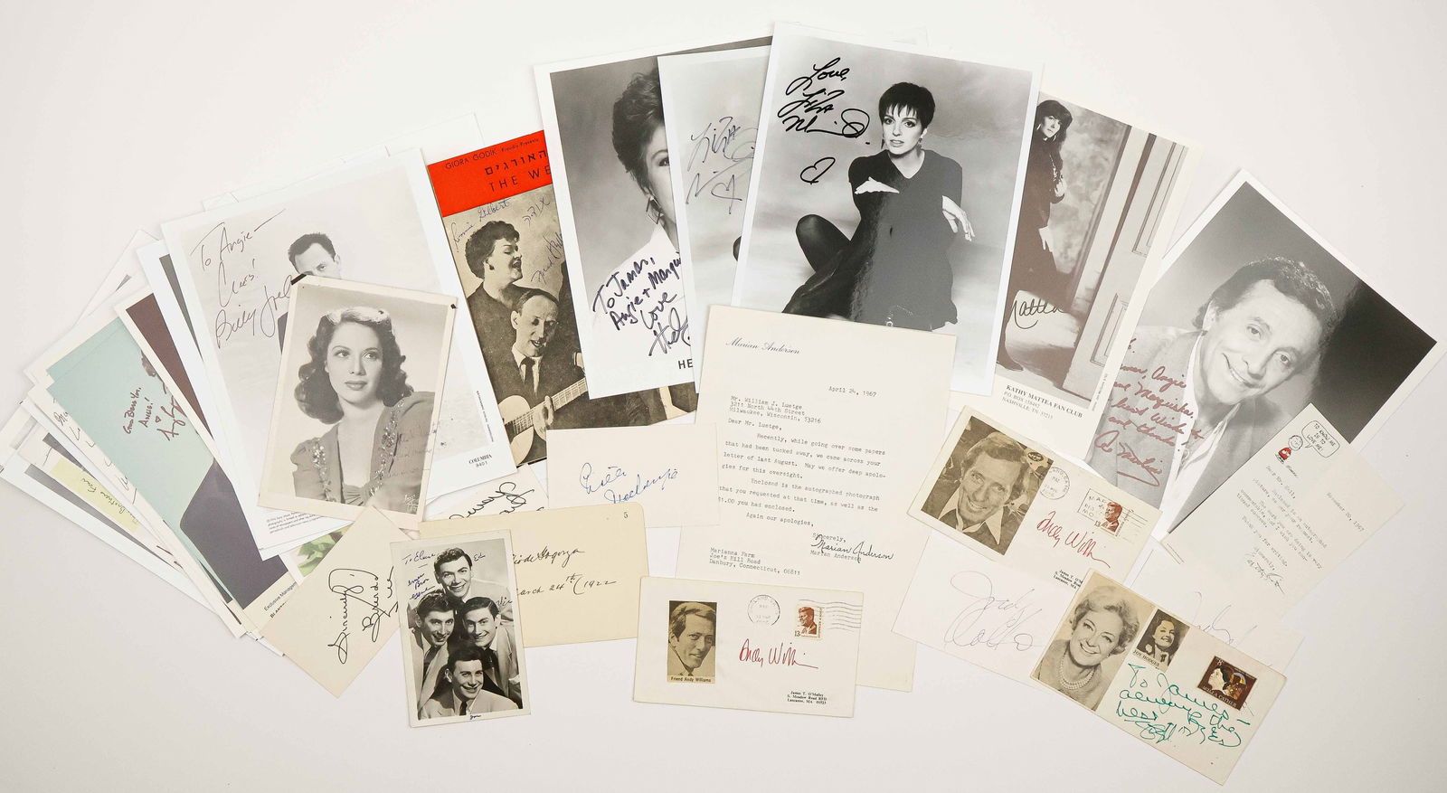 SINGERS (33) (1 of 2)