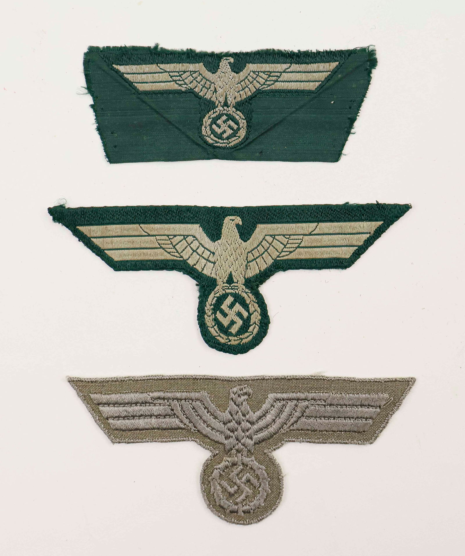 GERMAN ARMY CLOTH EAGLES (3) (1 of 2)