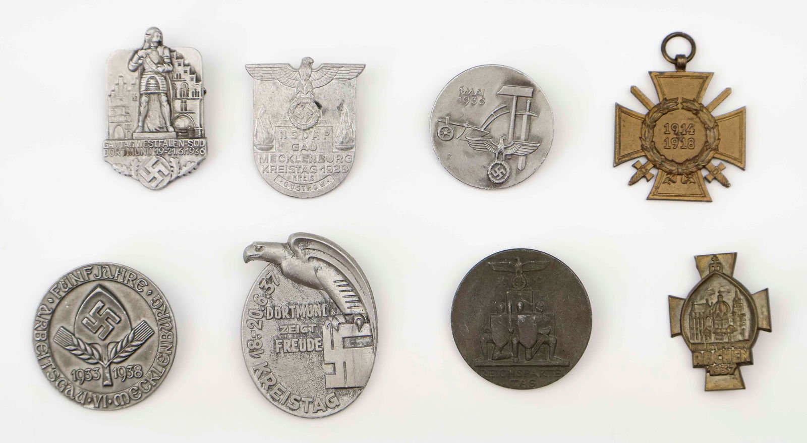 WORLD WAR II GERMAN TINNIES (7) (1 of 2)