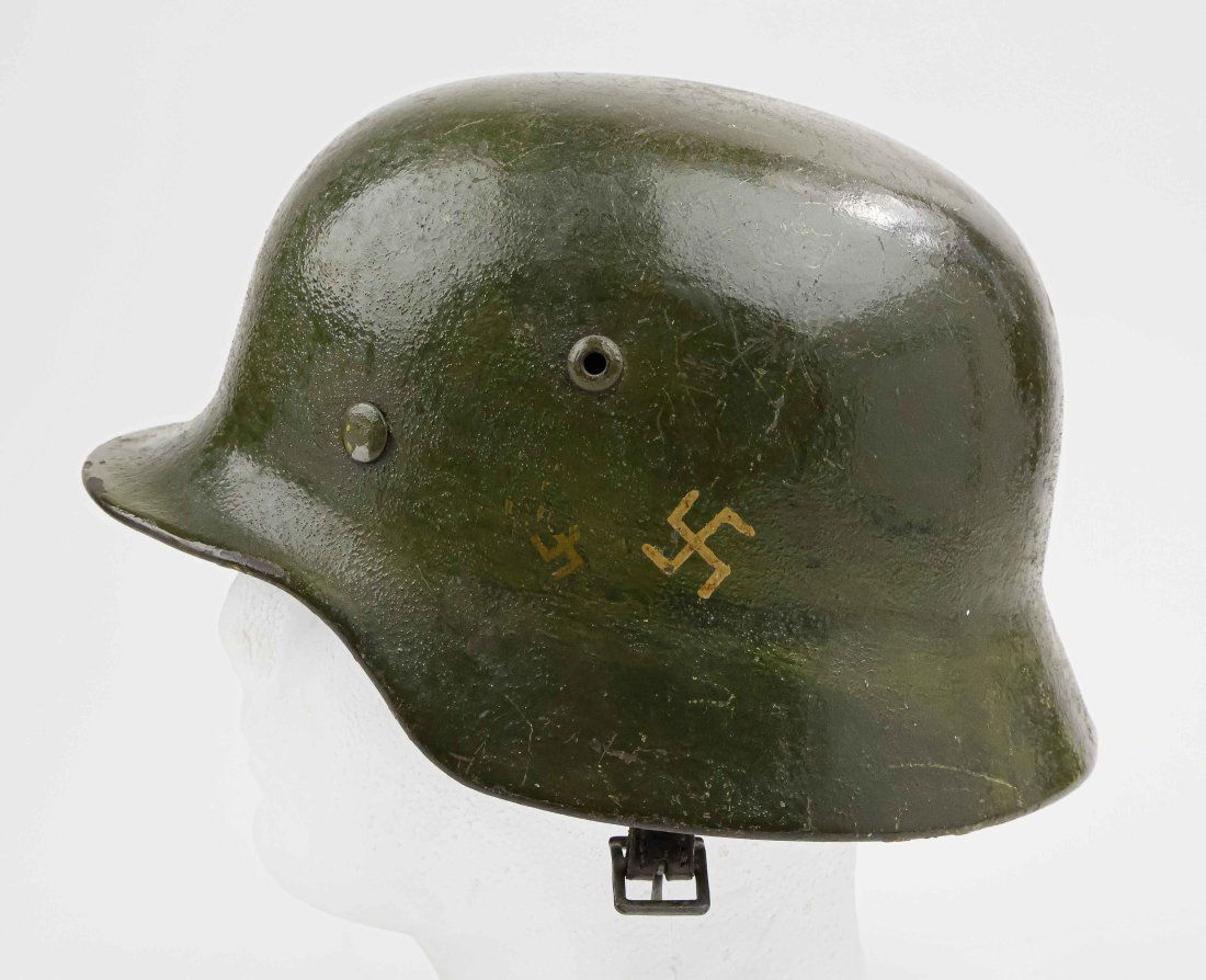 GERMAN M35 HELMET (1 of 7)