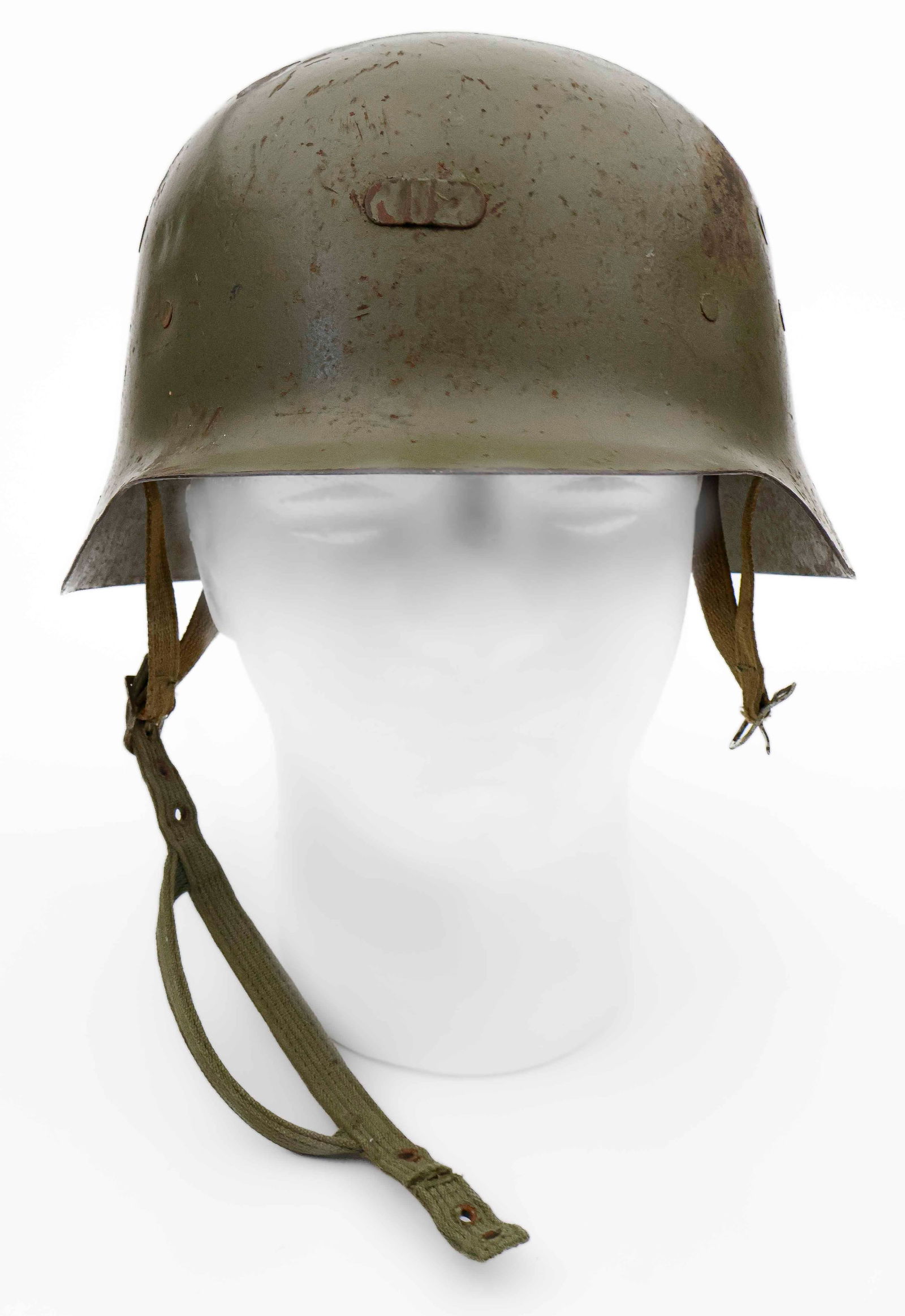 SPANISH M42 GERMAN STYLE STEEL COMBAT HELMET (1 of 2)