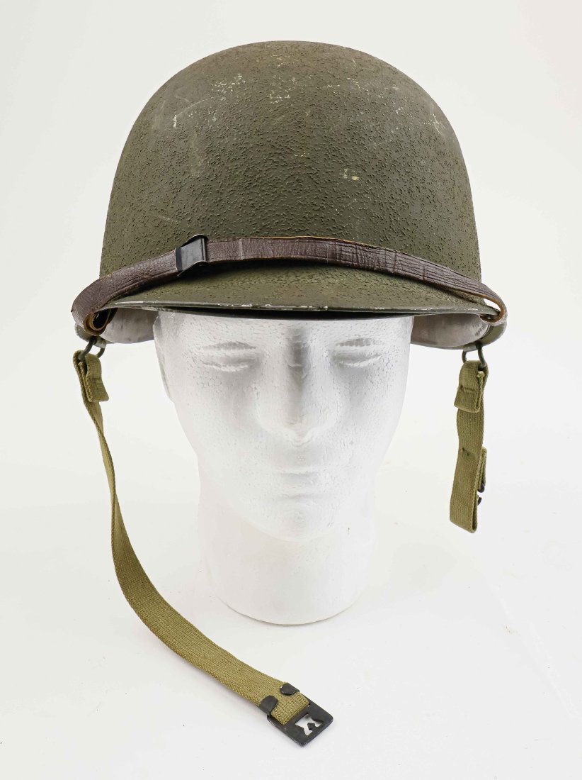 U.S. M1 COMBAT HELMET (1 of 4)