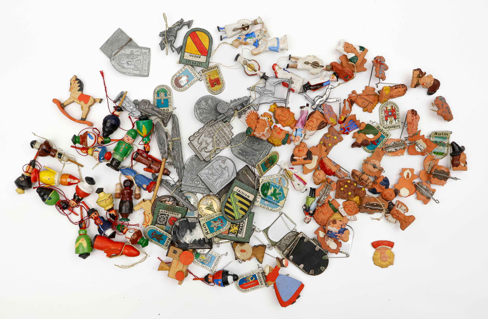 WINTERHILFSWERKE CAMPAIGN (100+) (1 of 1)