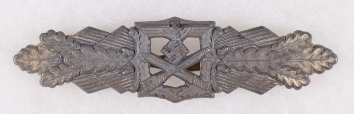 GERMAN CLOSE COMBAT CLASP IN SILVER