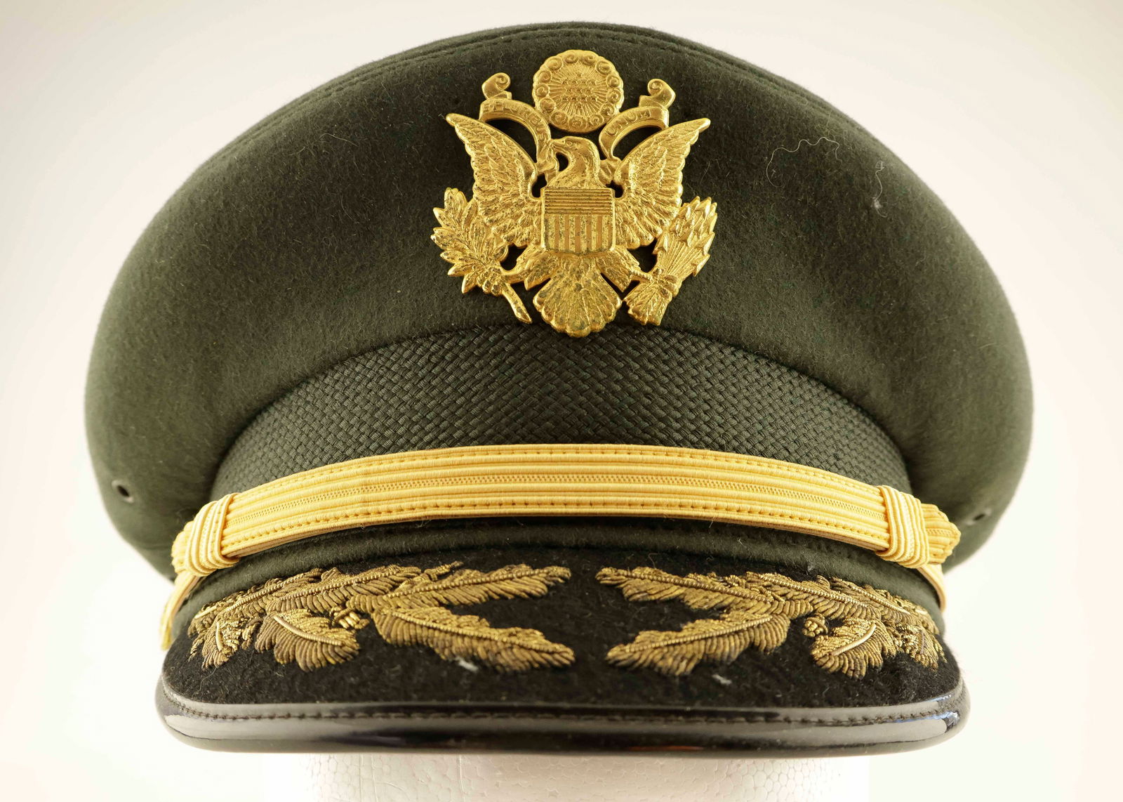 LT. COL. WILLIAM B. GARAíS DRESS VISOR CAP (1 of 7)