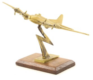 MEMORIAL DESK STATUE TO A CRASHED B-17