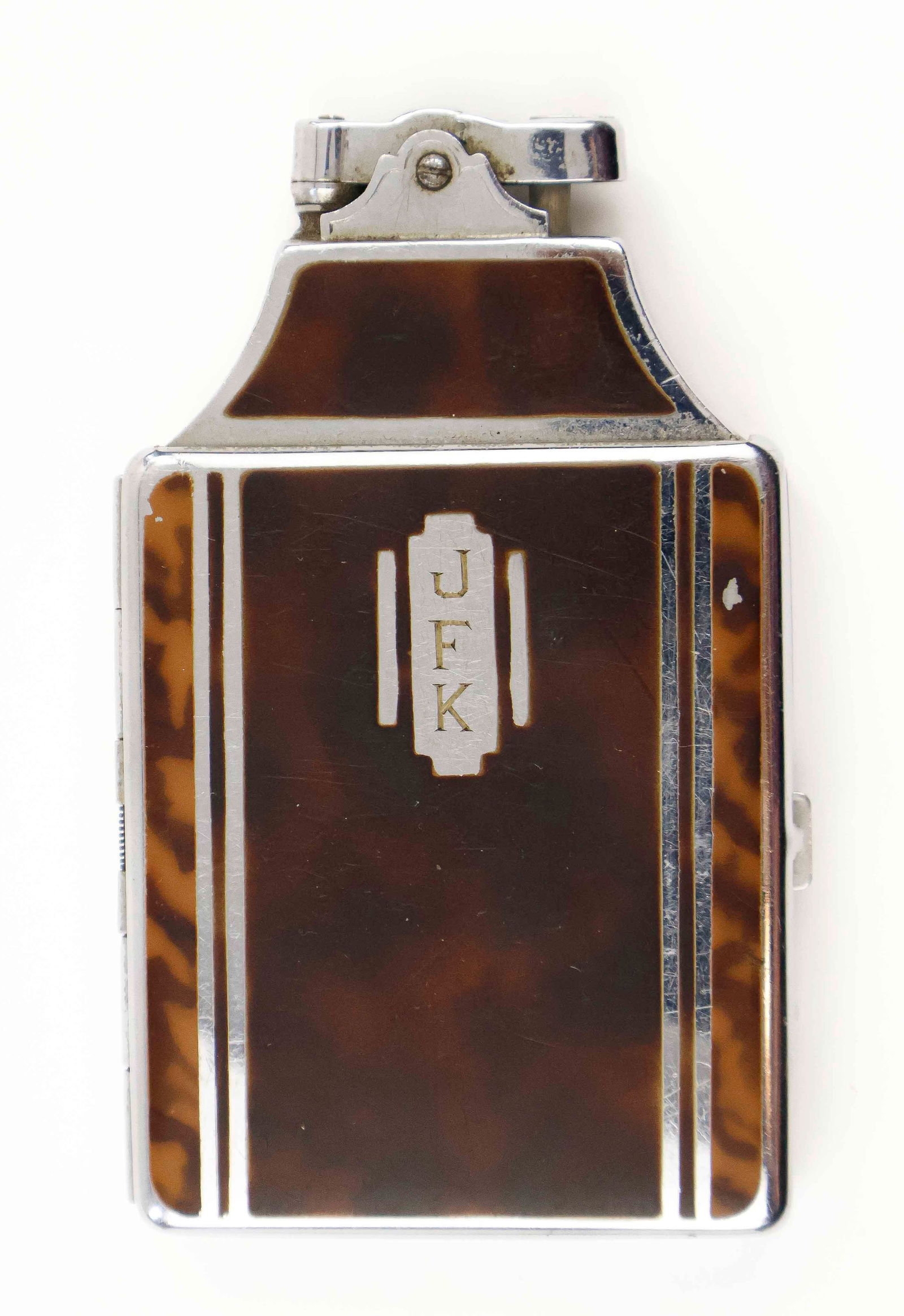JOHN F. KENNEDY'S LIGHTER/CIGARETTE CASE PRESENTED TO A FELLOW SHIPWRECKED PT BOAT OFFICER (1 of 8)