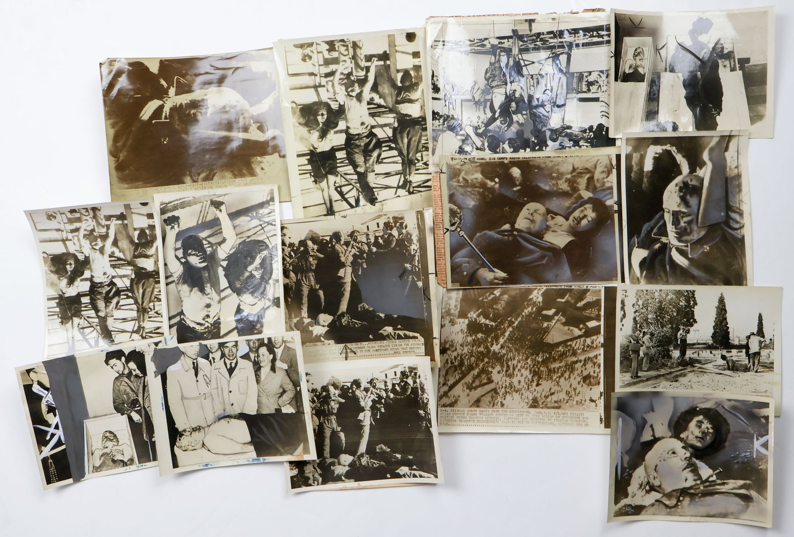 MUSSOLINI ASSASSINATION PHOTOGRAPHS (15) (1 of 3)