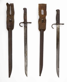 JAPANESE TYPE 30 BAYONETS (2) WITH DOCUMENT