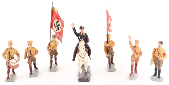 NAZI TOY SOLDIERS (7)