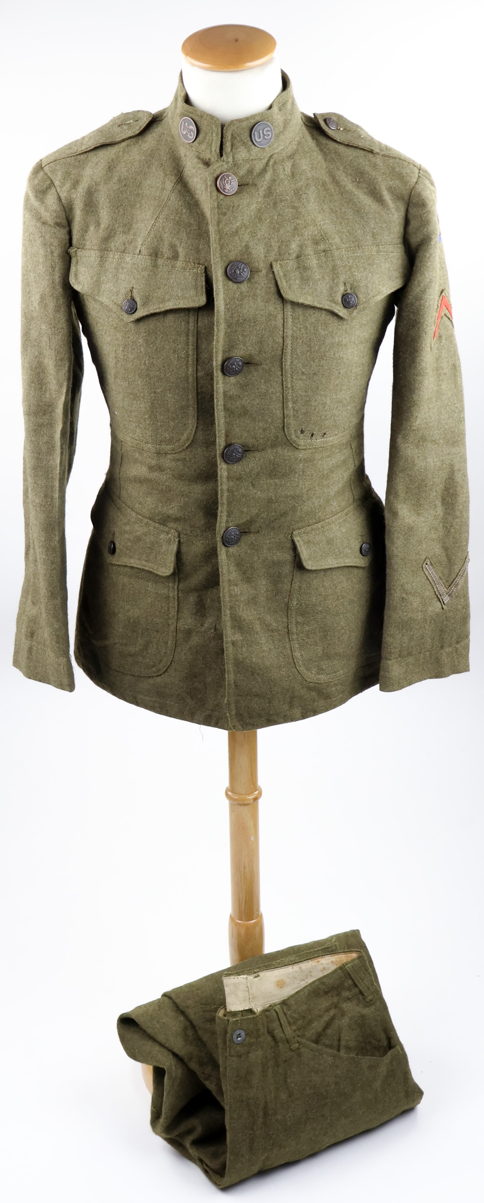 U.S. 77TH INFANTRY DIVISION TUNIC AND PANTS (1 of 9)