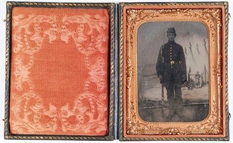 TINTYPE OF A UNION SOLDIER