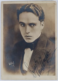 CHARLIE CHAPLIN