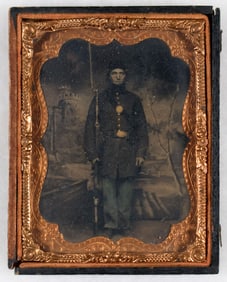 DAGUERREOTYPE OF A UNION SOLDIER