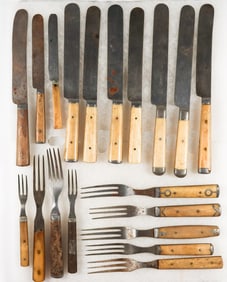 CIVIL WAR-ERA CUTLERY (19)