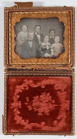 FAMILY PORTRAIT DAGUERREOTYPE