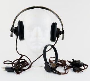 GERMAN ARMORED VEHICLE HEADSET AND THROAT MICROPHONE