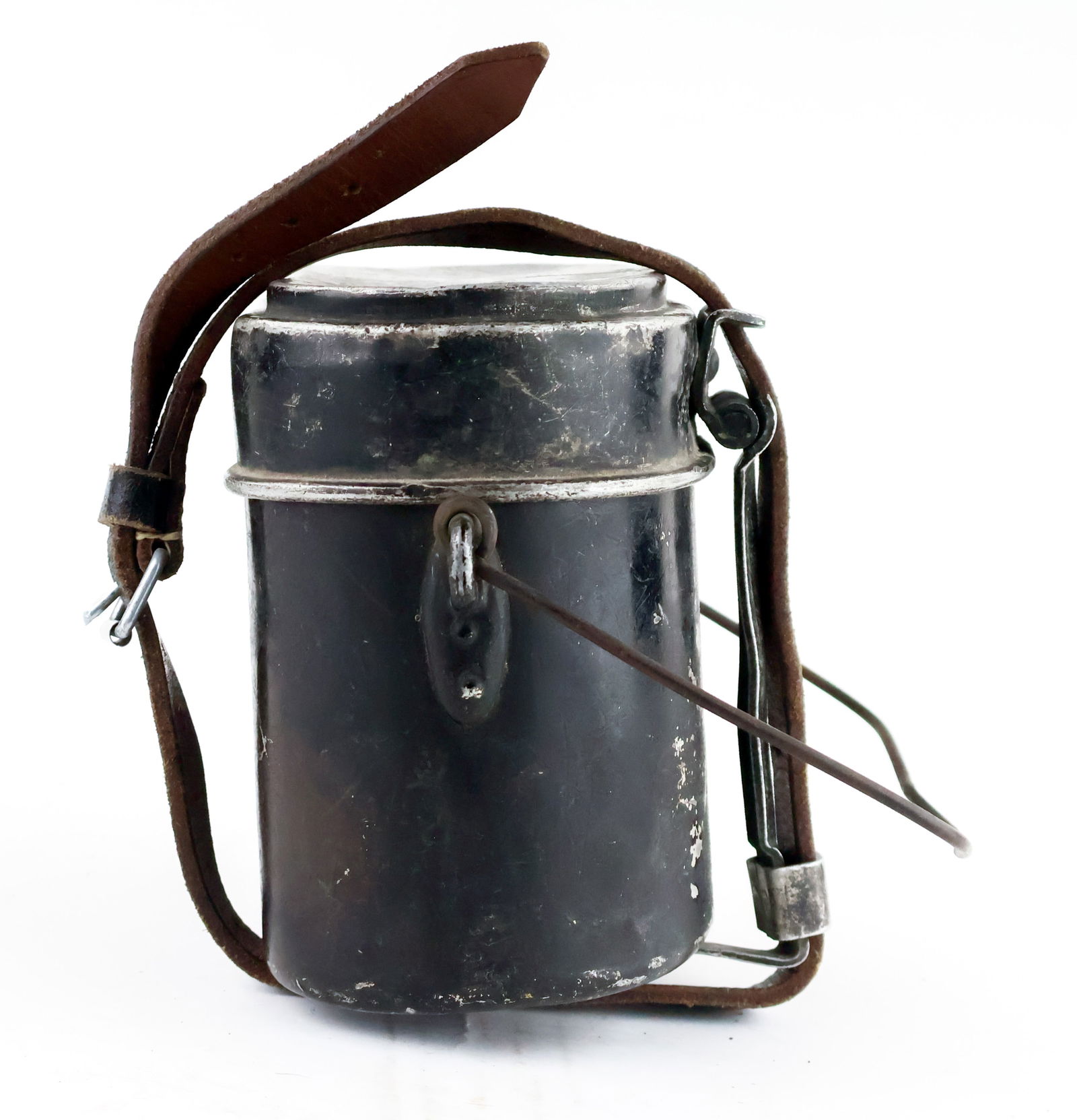 GERMAN WORLD WAR II M31 MESS TIN (1 of 8)